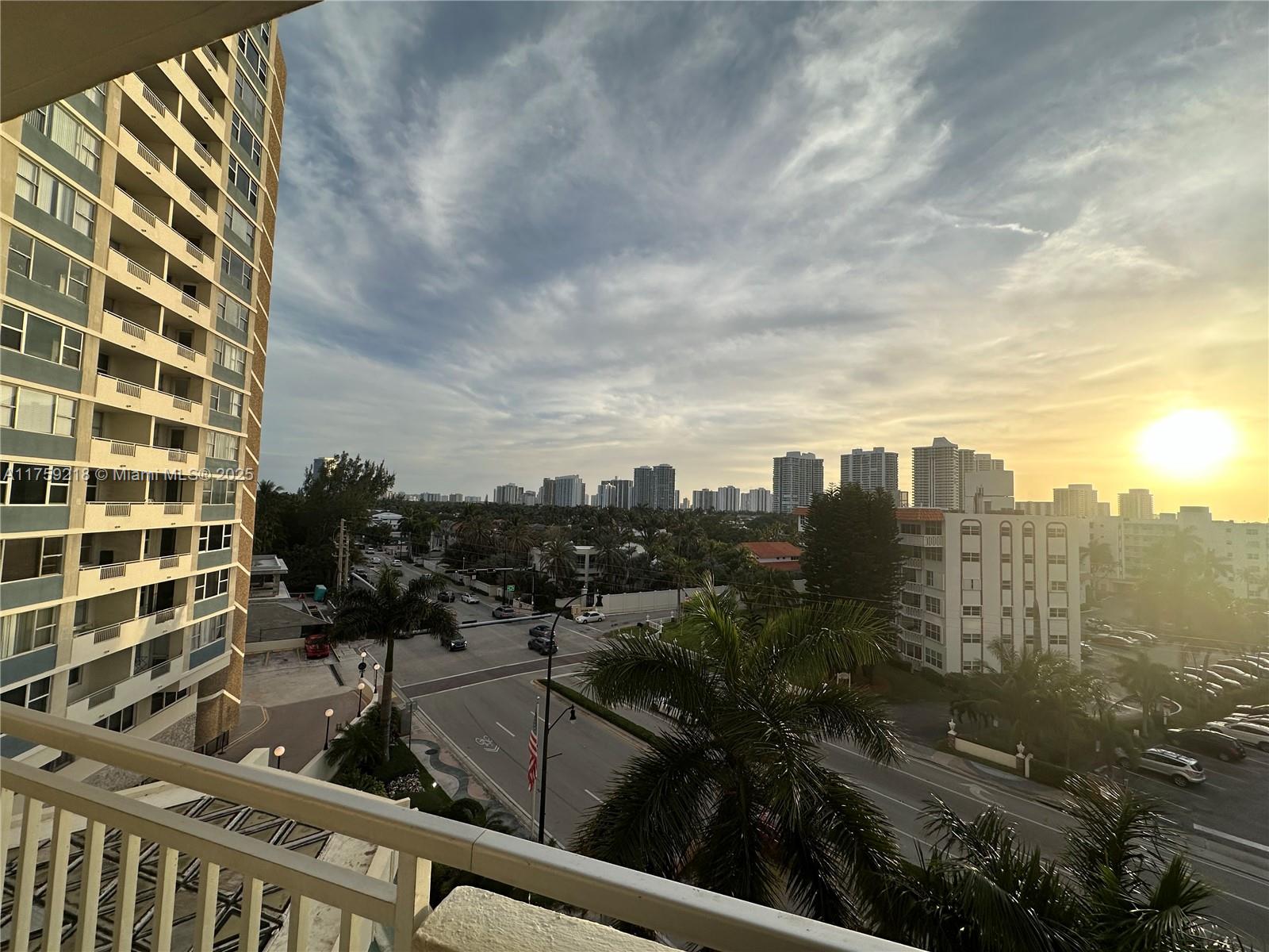 Photo of 3180 Ocean Dr  #522, Hallandale Beach, Florida, 33009 - 