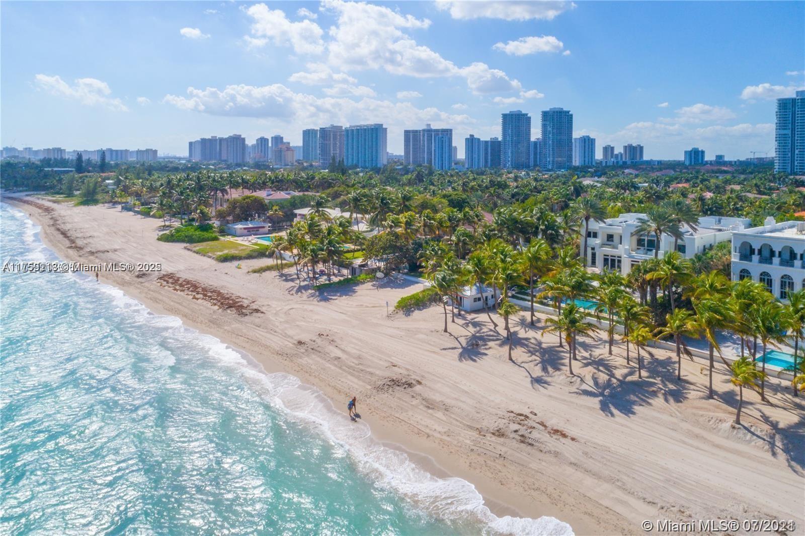 Photo of 3180 Ocean Dr  #522, Hallandale Beach, Florida, 33009 - 