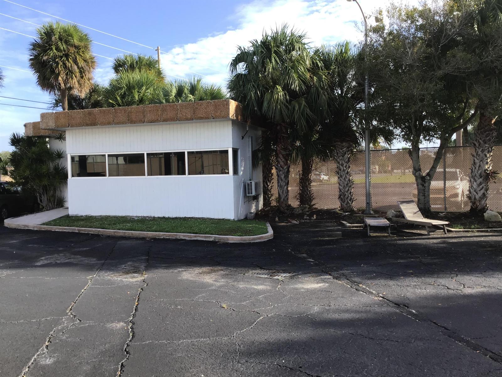 Ver detalles / 13 sq. ft. $ 2025-08-21 0 foto