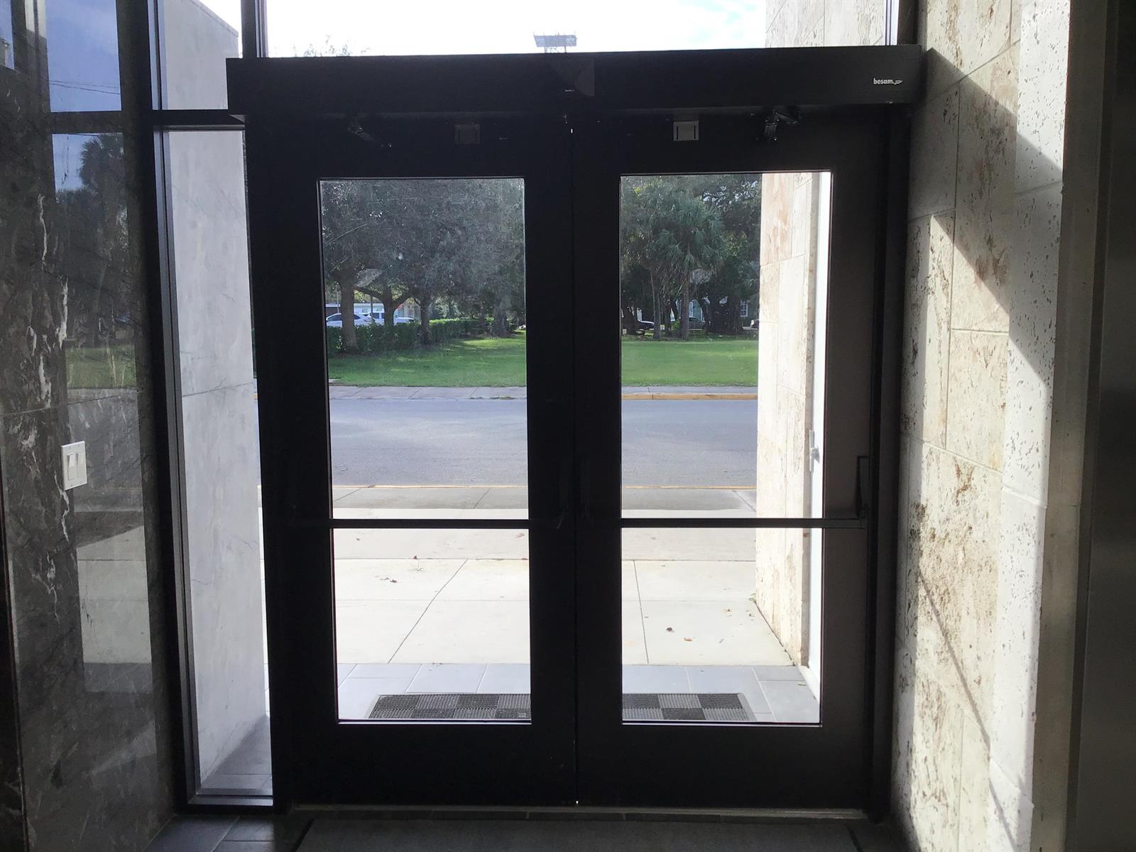 Ver detalles / 13 sq. ft. $ 2025-08-21 0 foto