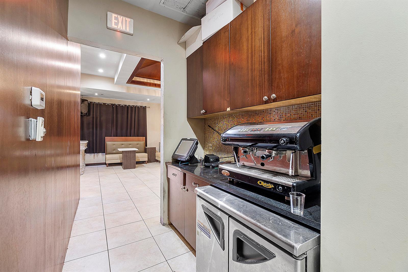 See details R8-R9 / 2 sq. ft. $ 2026-06-13 0 Photo