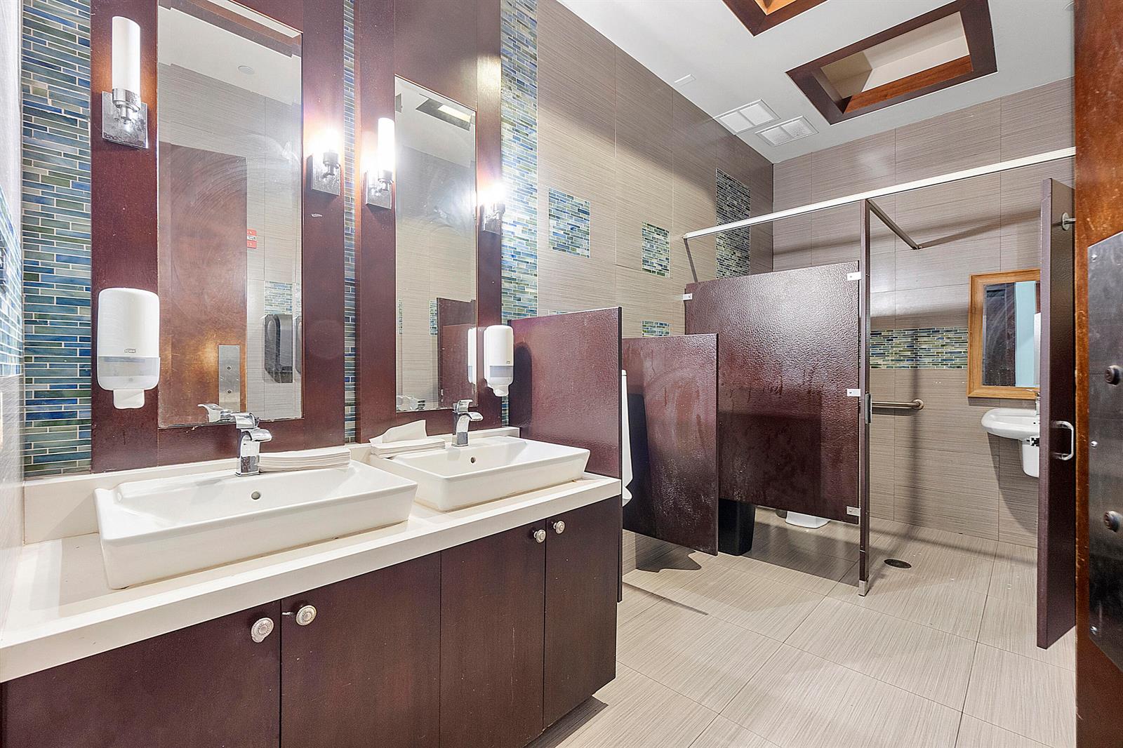 See details R8-R9 / 2 sq. ft. $ 2026-06-13 0 Photo