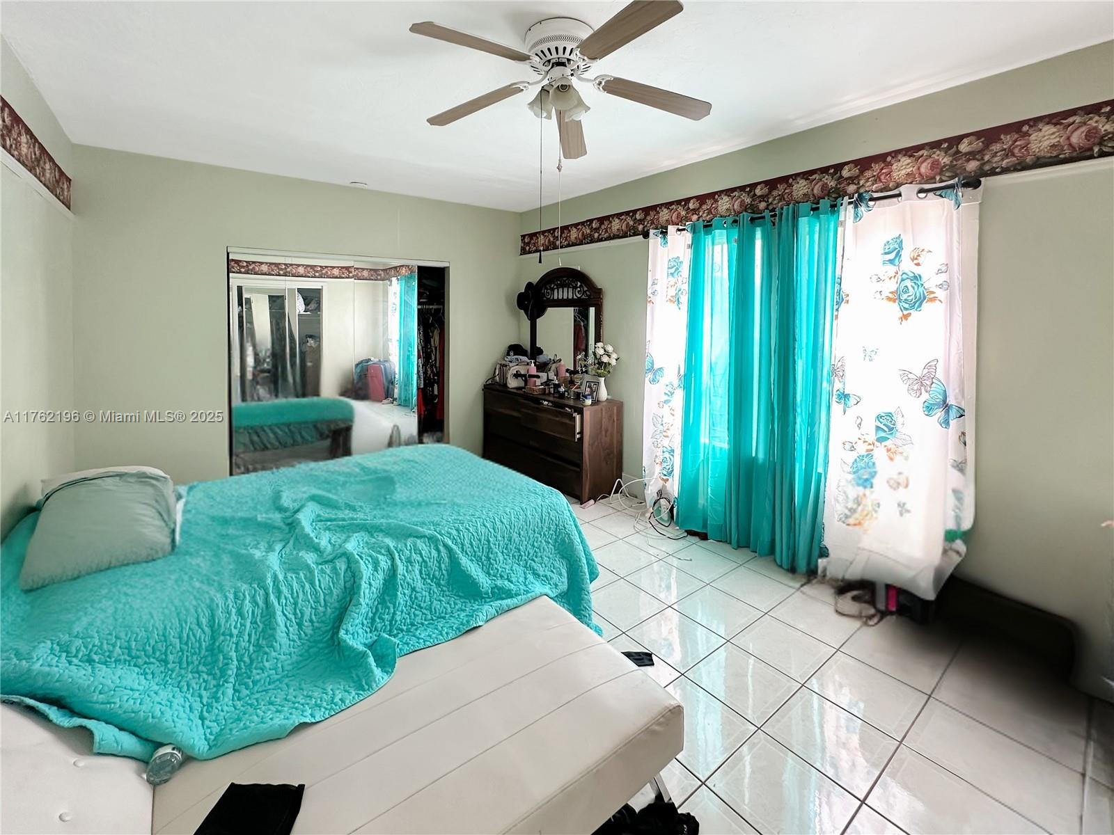 See details / 2453 sq. ft. $ 2025-08-11 0 Photo