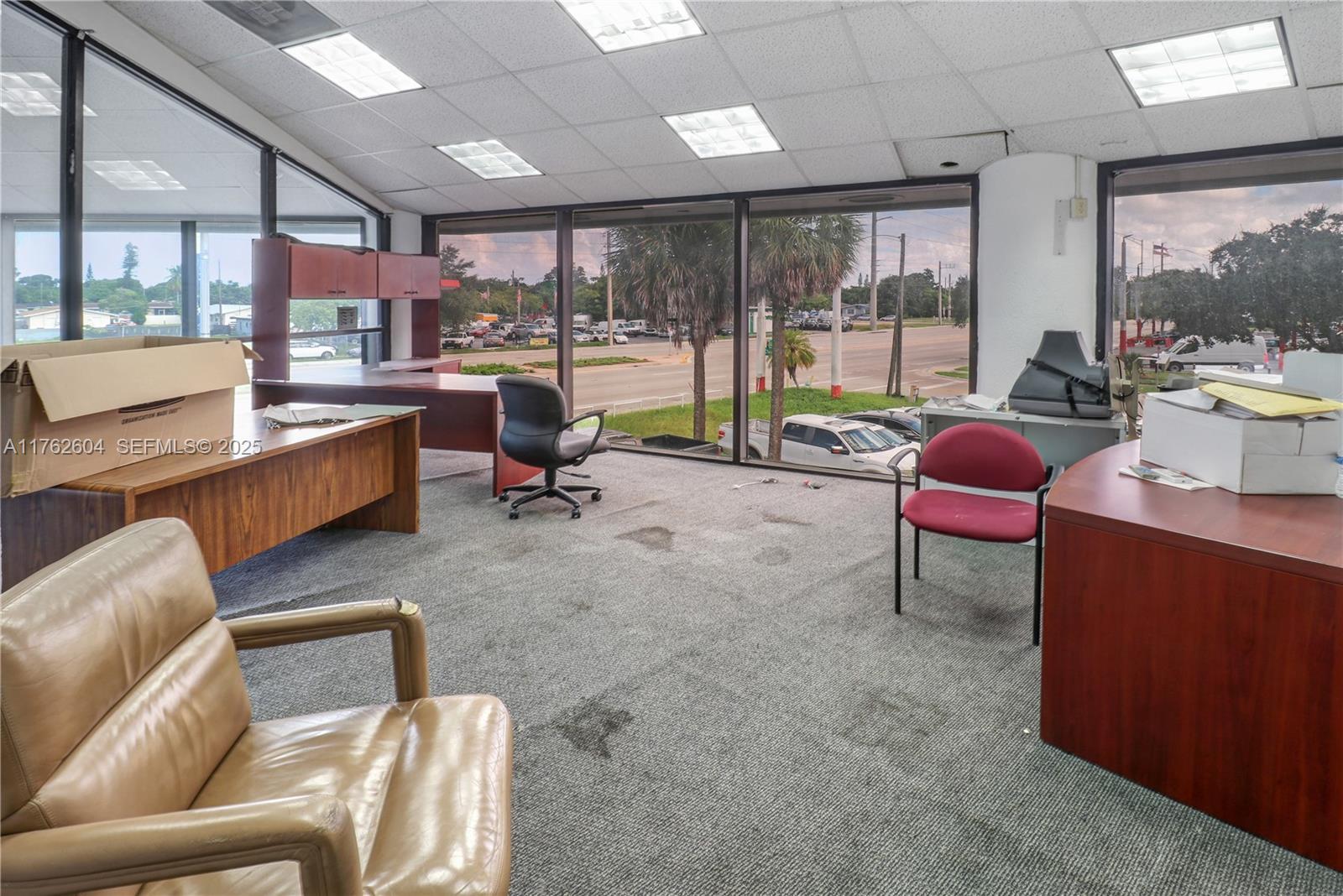 Подробнее / кв.футов $ 2025-03-13 0 Фото