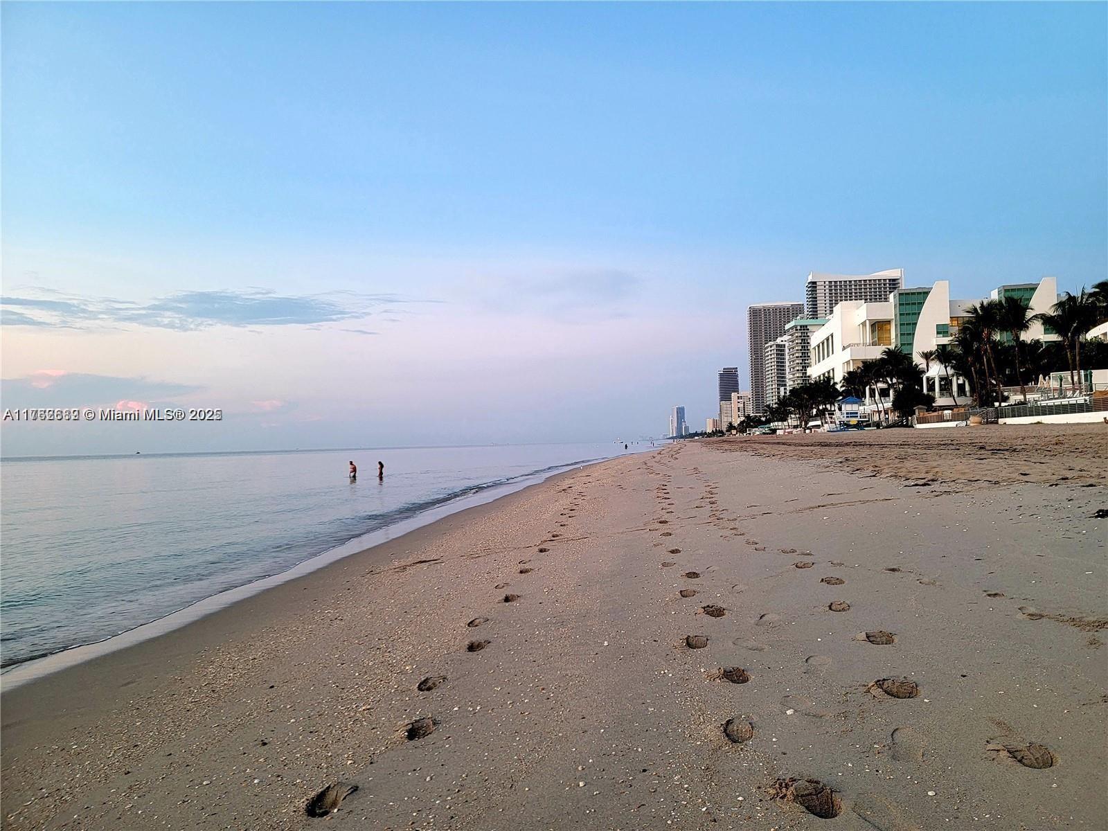 Photo of 3505 Ocean Dr  #819, Hollywood, Florida, 33019 - Private Access Hollywood Beach