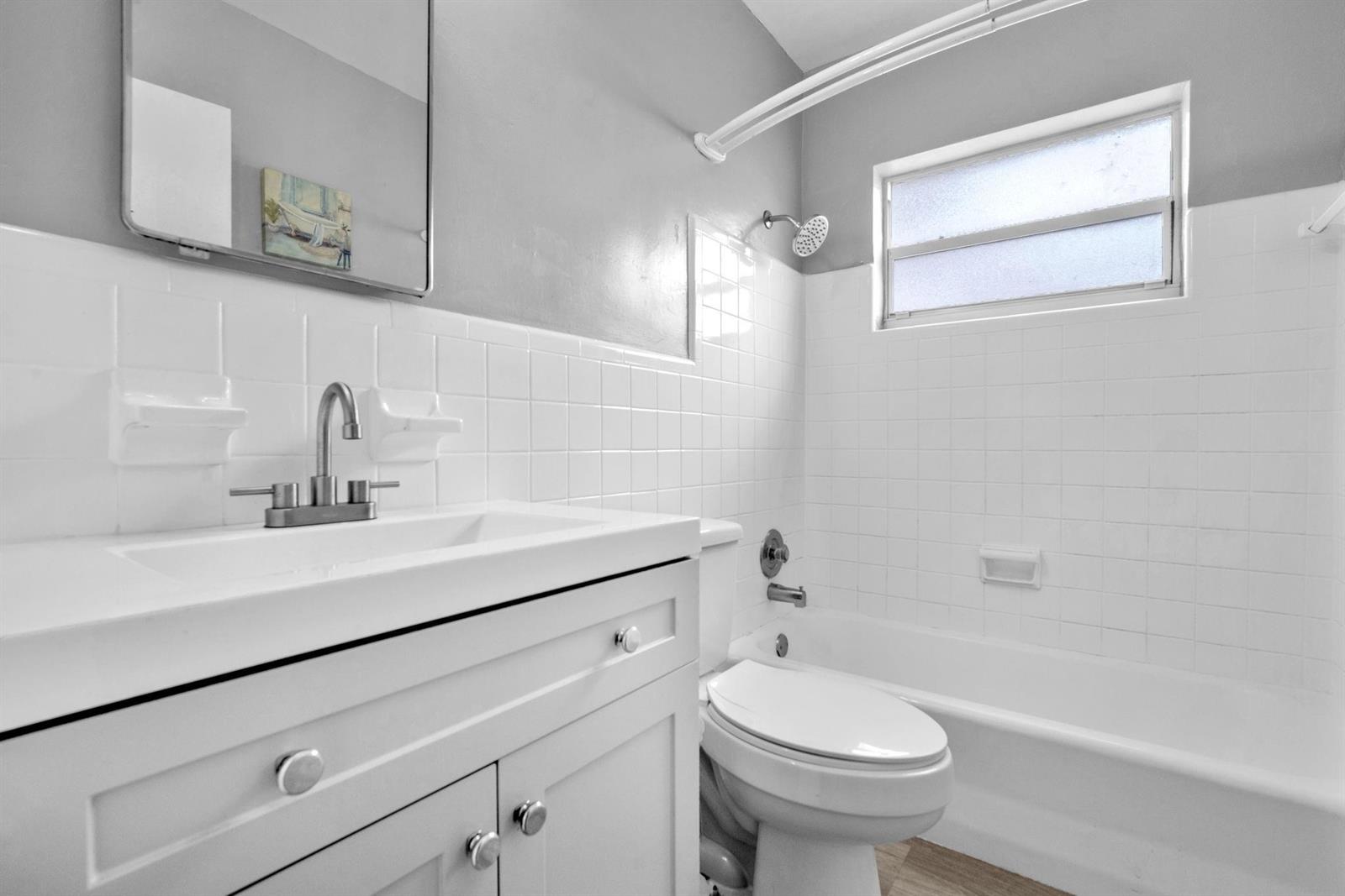   / 0 1767 sq. ft. $ 2025-05-19 0 foto