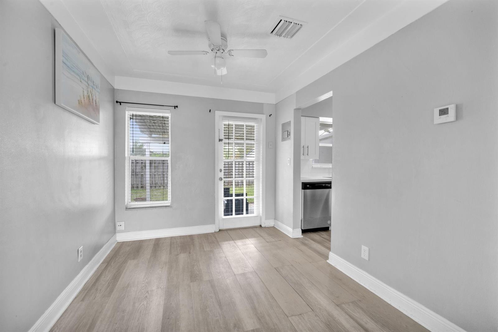   / 0 1767 sq. ft. $ 2025-05-19 0 foto