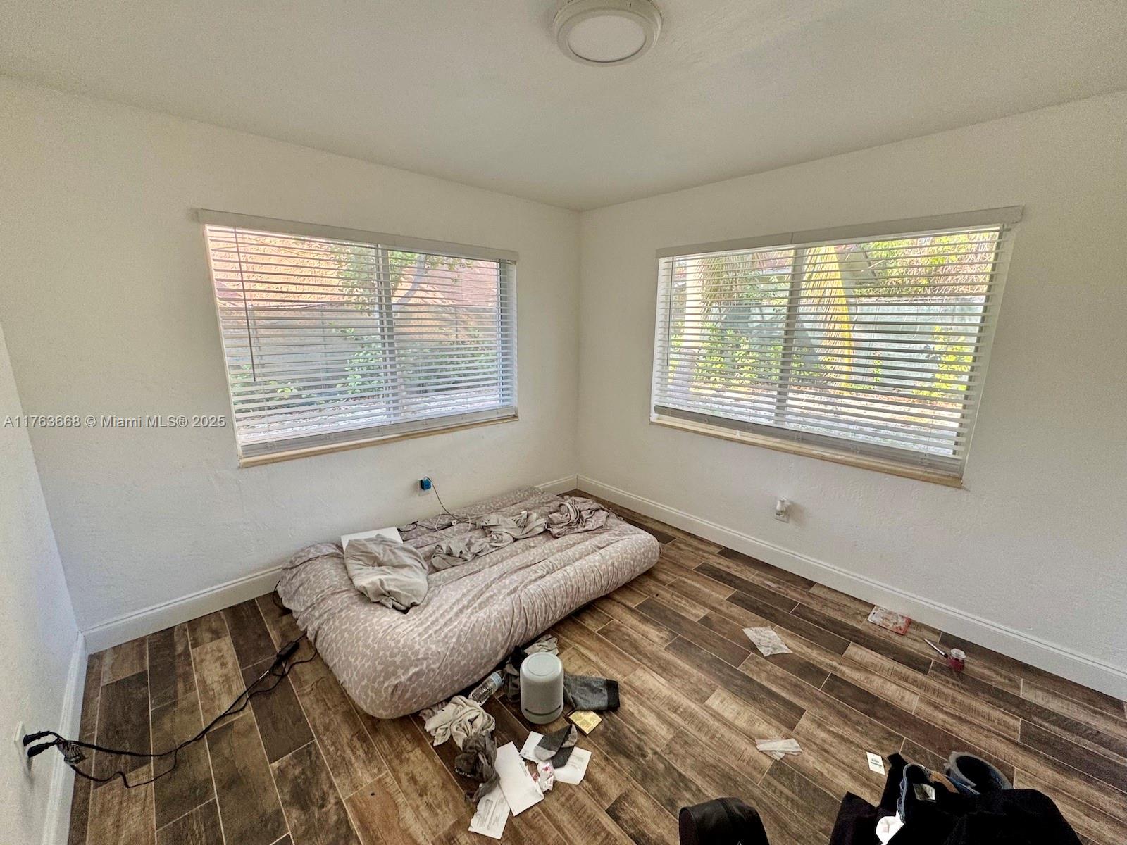 See details / 1763 sq. ft. $ 2025-03-14 0 Photo