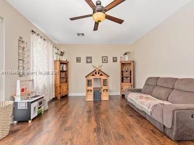 1020 4 / 3 2232 sq. ft. $ 2025-08-06 0 foto