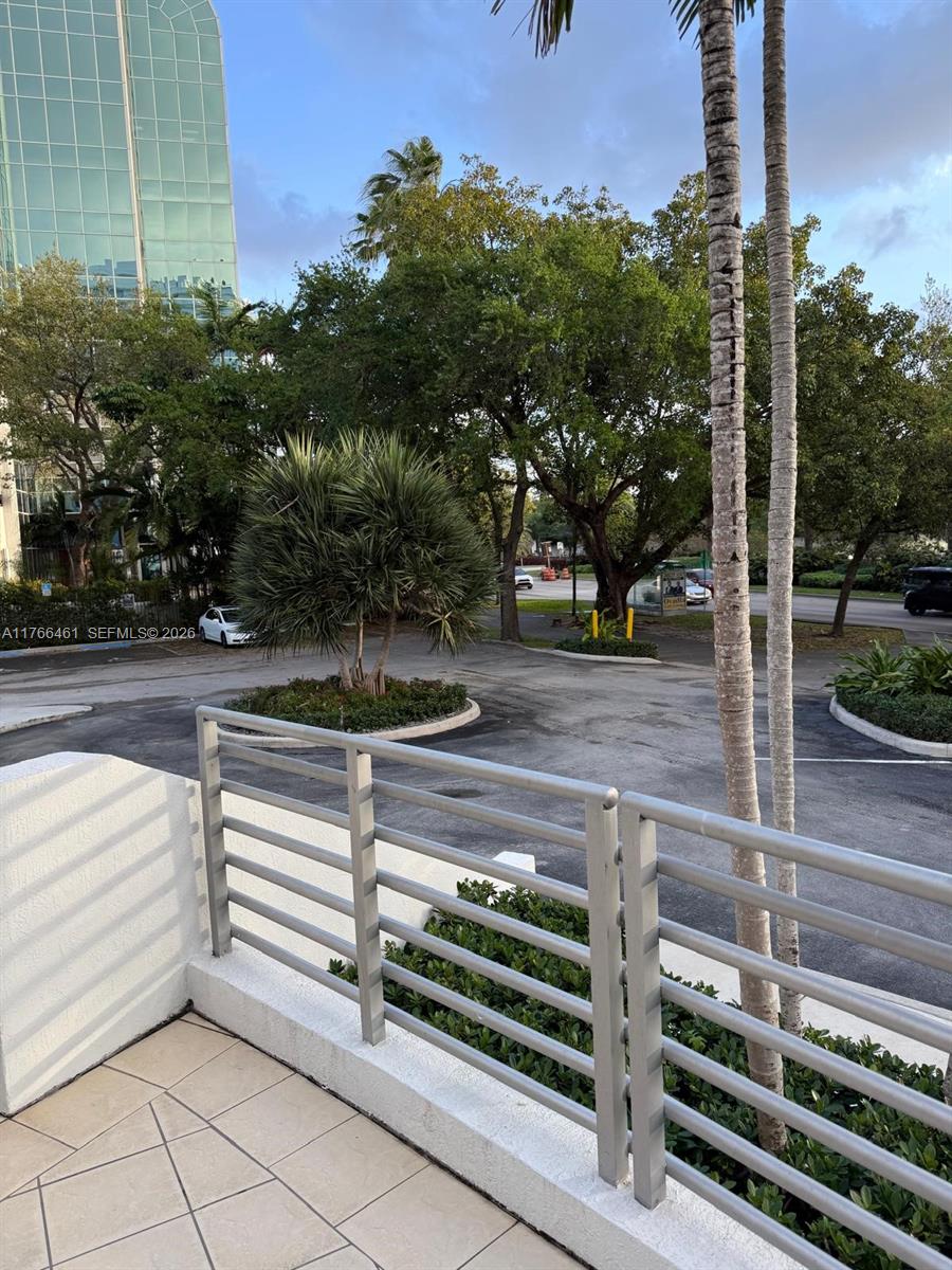 Ver detalles G06 / sq. ft. $ 2025-03-19 0 foto