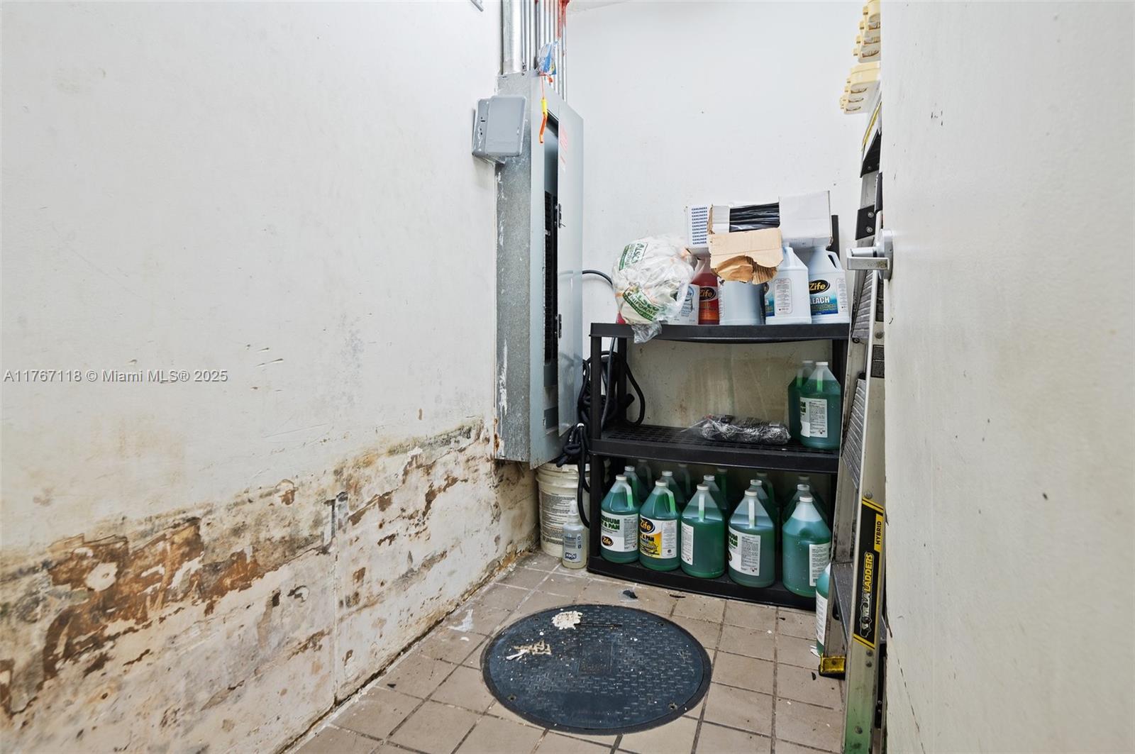 Ver detalles / sq. ft. $ 2025-08-13 0 foto