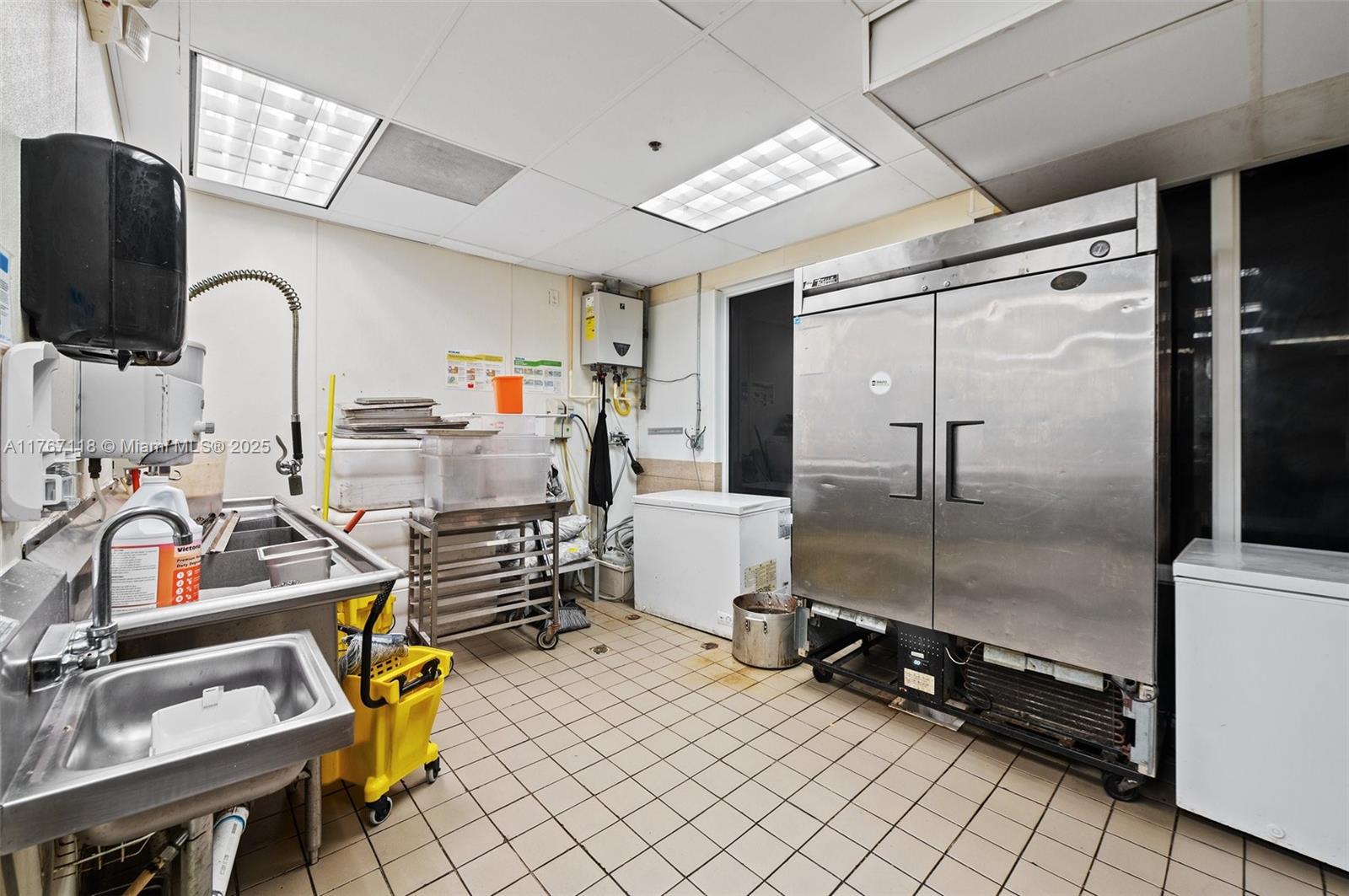 Ver detalles / sq. ft. $ 2025-08-13 0 foto