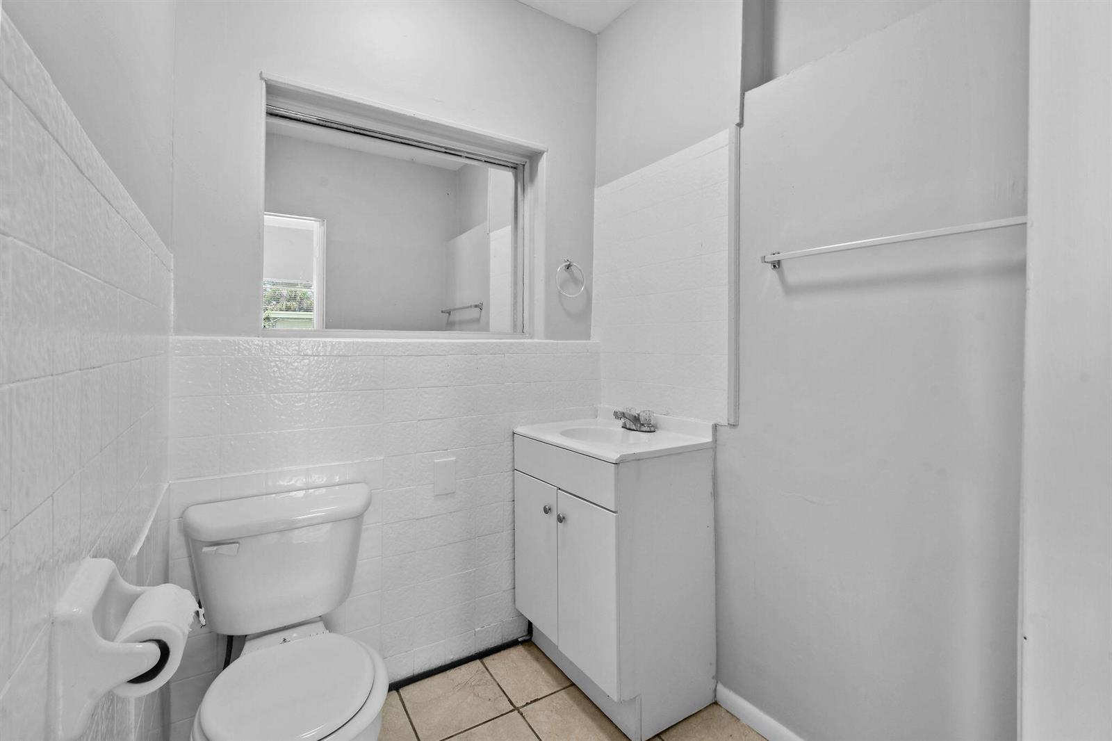   / 3 1647 sq. ft. $ 2026-05-26 0 foto