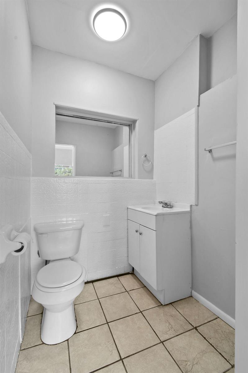   / 3 1647 sq. ft. $ 2026-05-26 0 foto