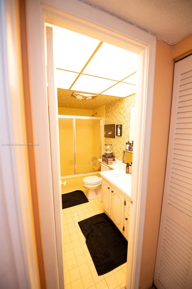 Photo of 301 14th Ave  #607, Hallandale Beach, Florida, 33009 - 