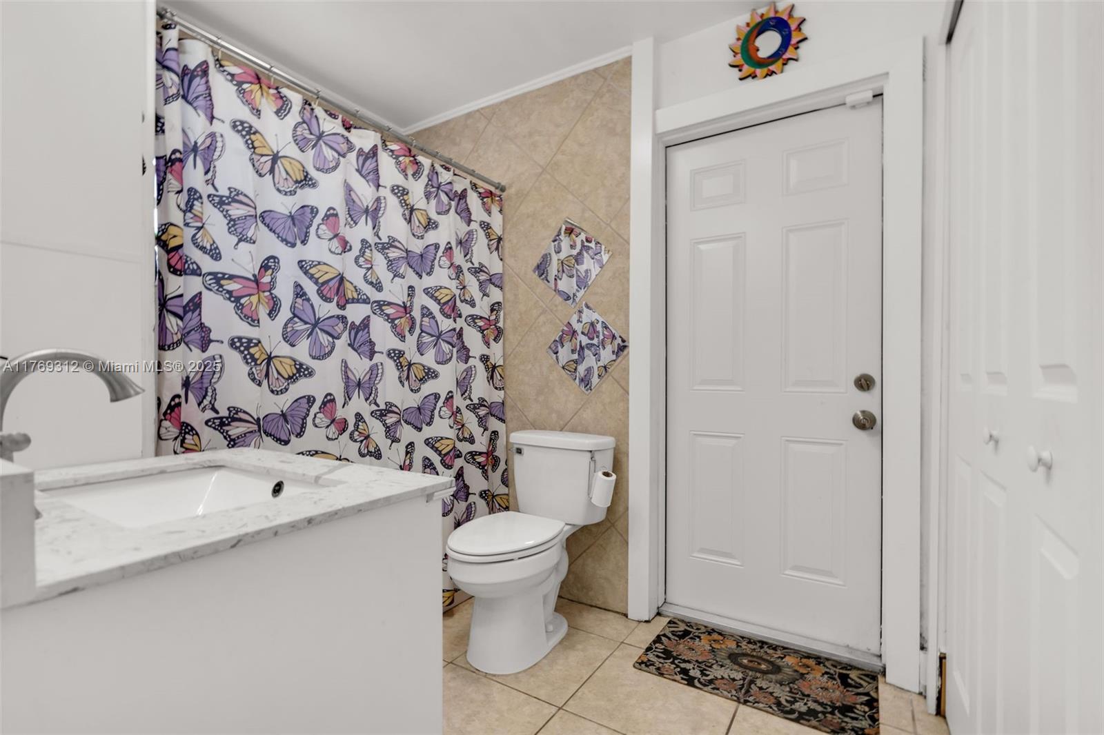 See details 5844 3 / 2 1168 sq. ft. $ 2025-12-04 0 Photo