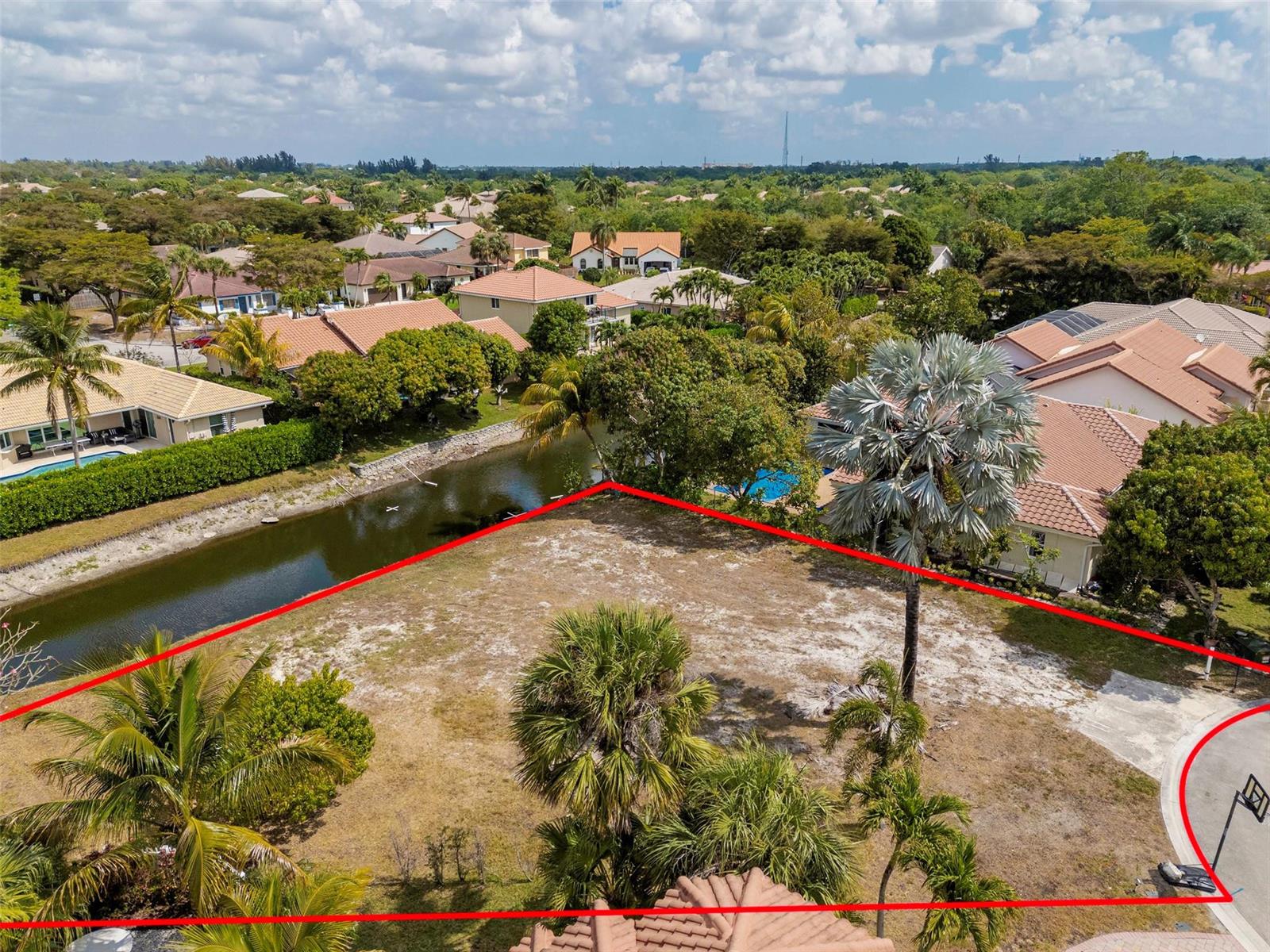   / 0  sq. ft. $ 2026-03-25 0 foto