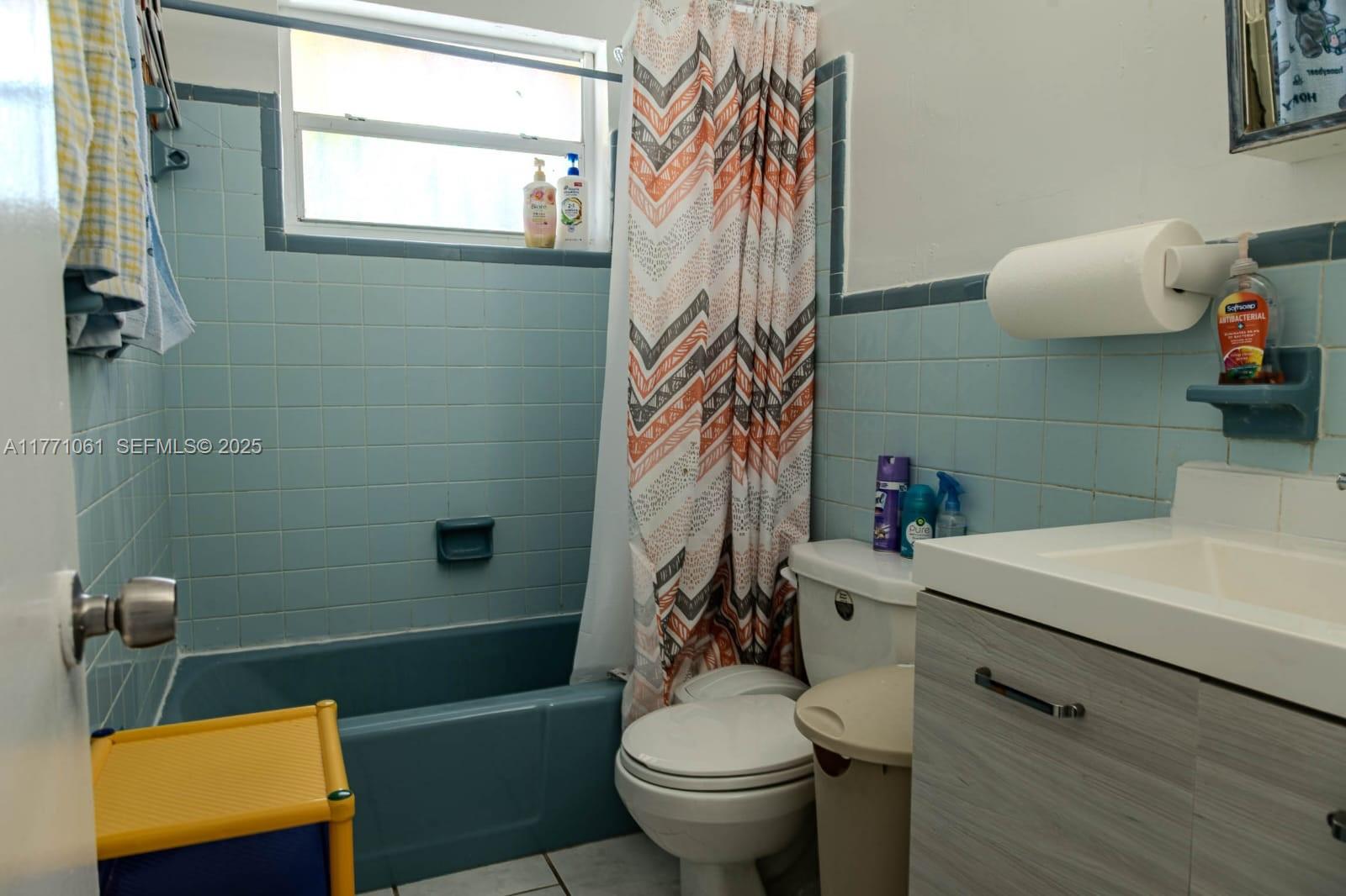   /  1701 sq. ft. $ 2025-10-22 0 Photo