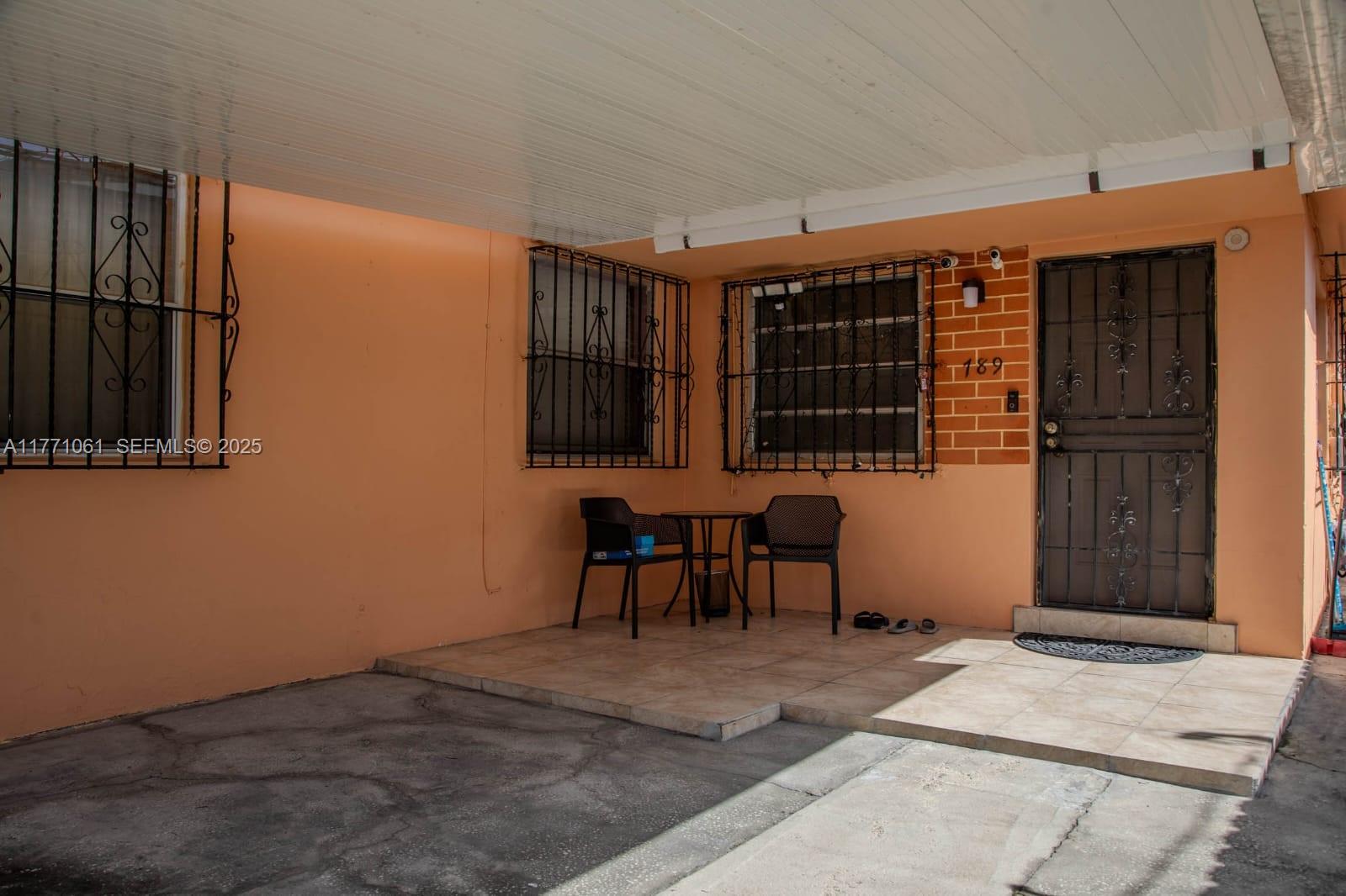   /  1701 sq. ft. $ 2025-10-22 0 Photo