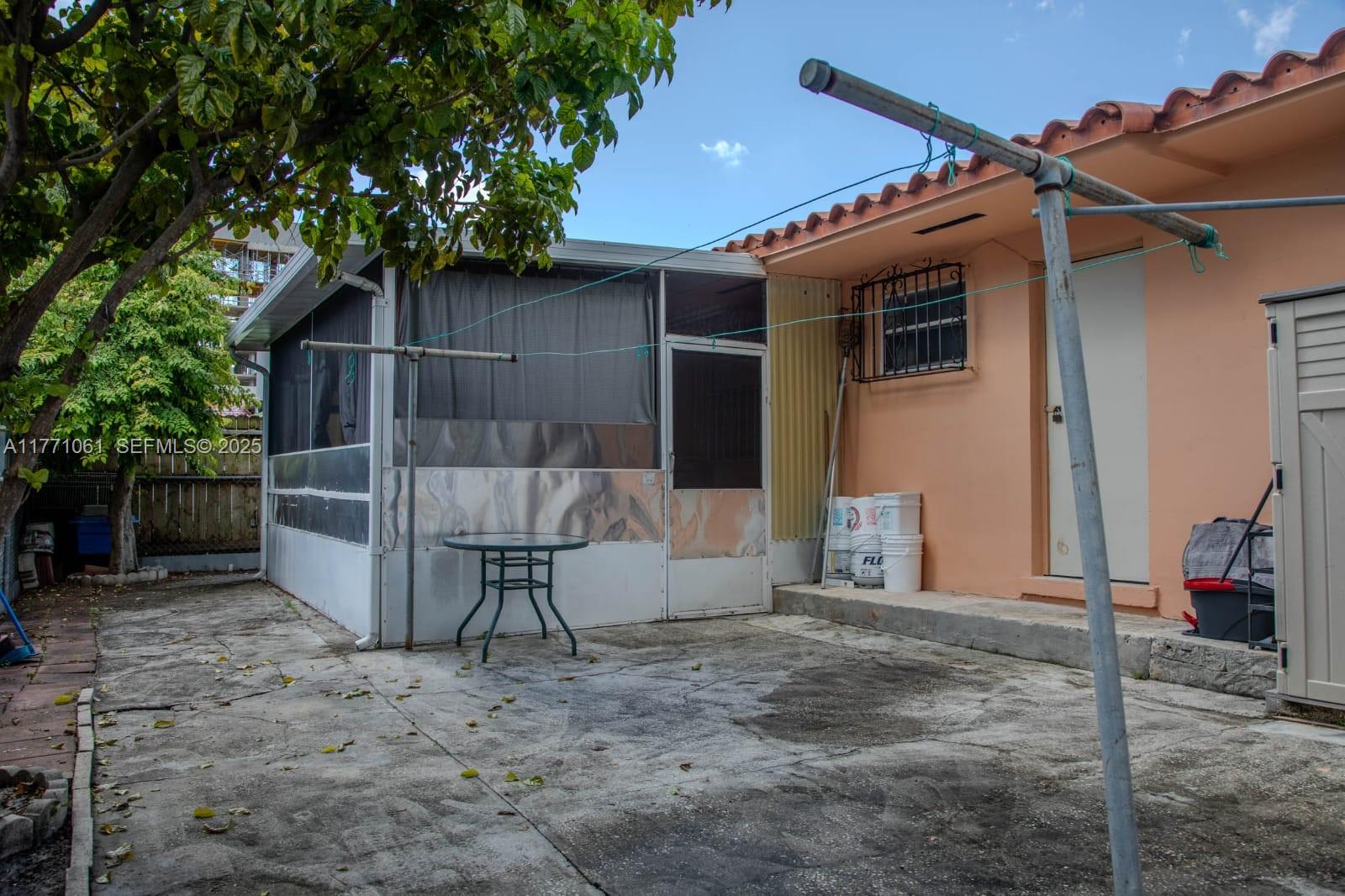   /  1701 sq. ft. $ 2025-10-22 0 Photo