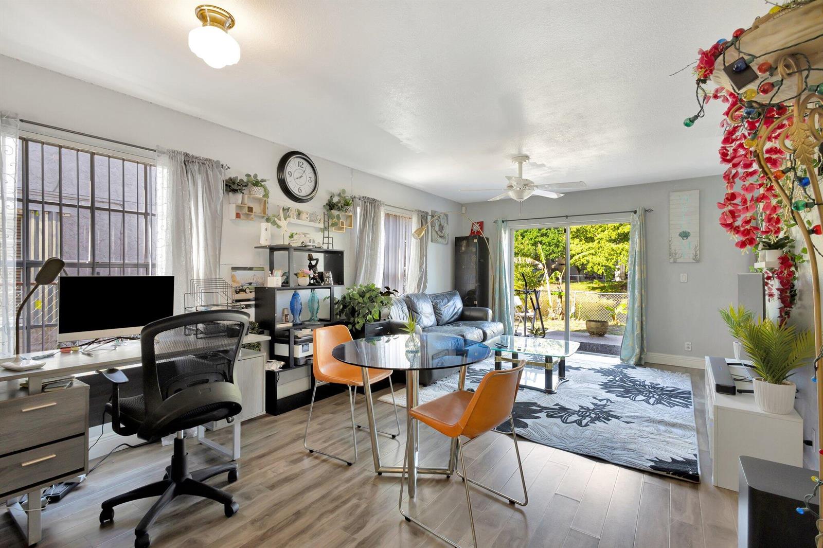 Ver detalles 87 3 / 1367 sq. ft. $ 2026-01-23 0 foto