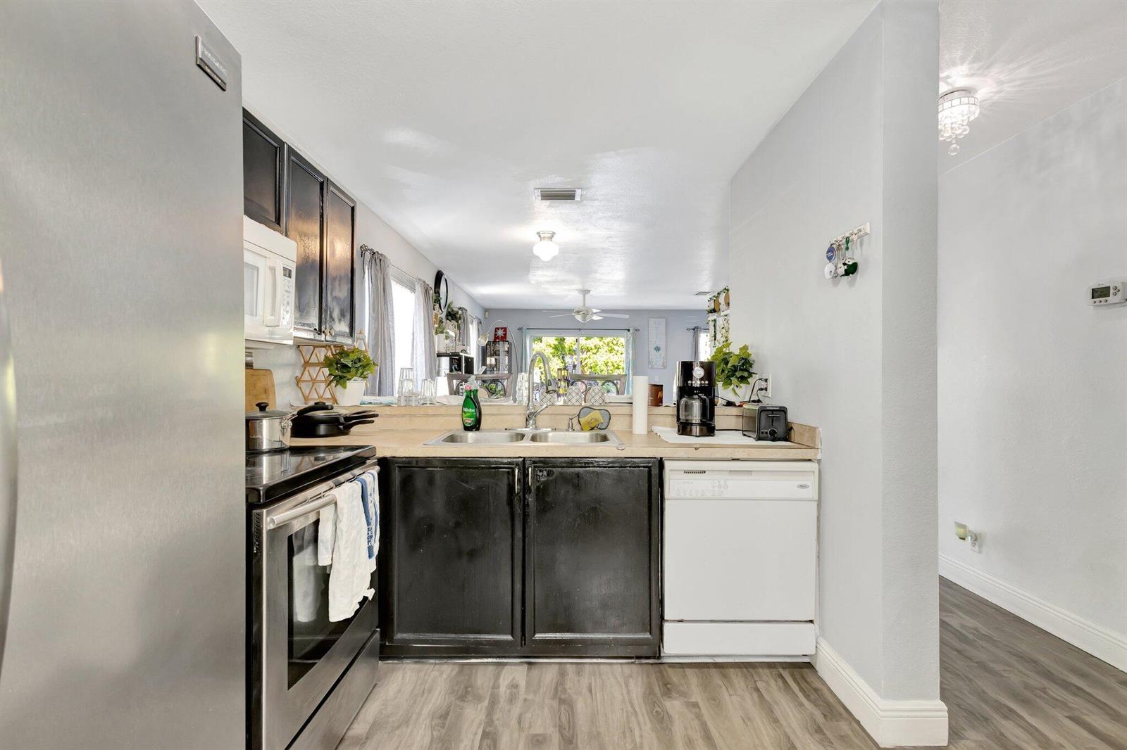 Ver detalles 87 3 / 1367 sq. ft. $ 2026-01-23 0 foto