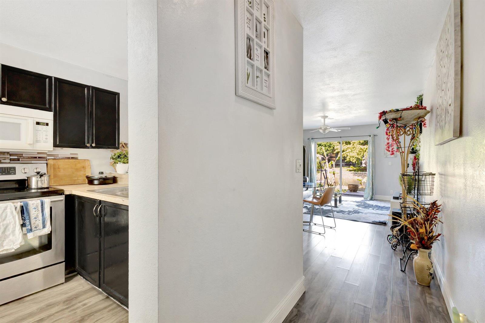 Ver detalles 87 3 / 1367 sq. ft. $ 2026-01-23 0 foto