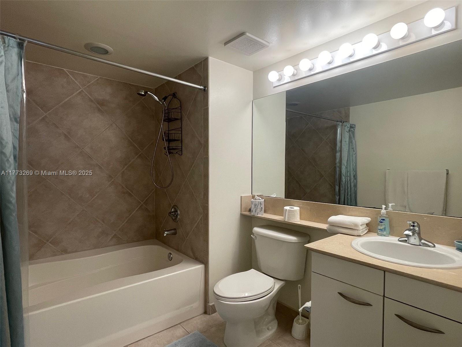 Photo of 2080 Ocean Dr #1405, Hallandale Beach, Florida, 33009 -