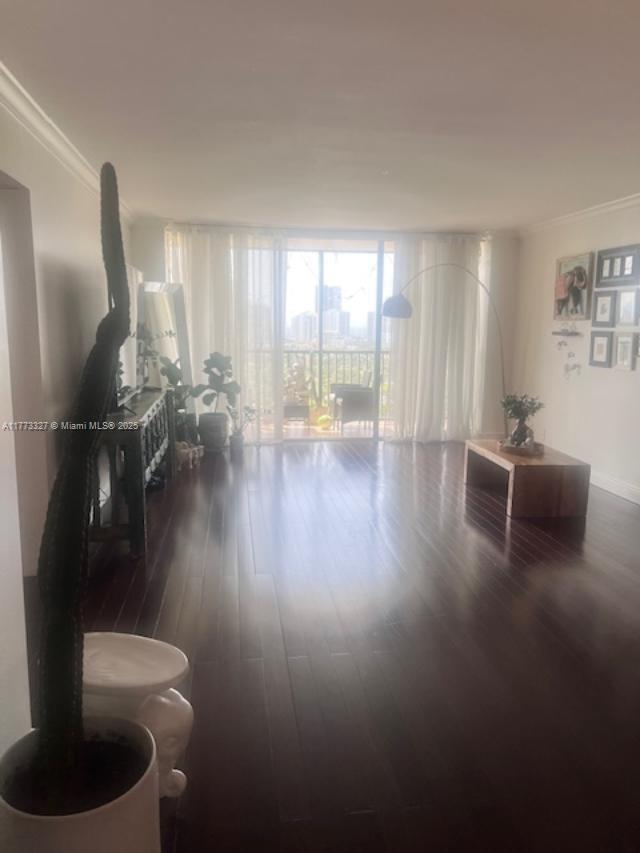 Photo of 20335 Country Club Dr  #2106, Aventura, Florida, 33180 - 