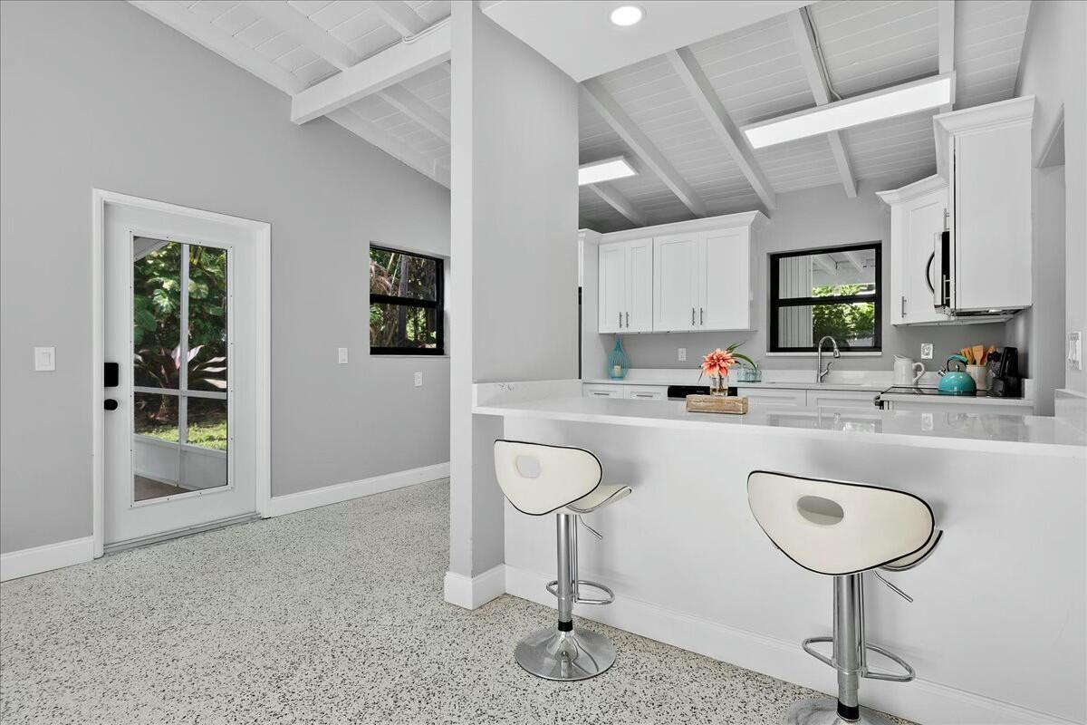   / 4 2208 sq. ft. $ 2026-02-05 0 foto