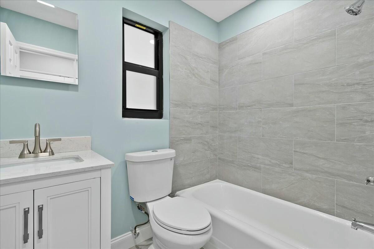   / 4 2208 sq. ft. $ 2026-02-05 0 foto