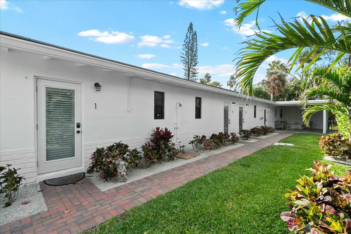   / 4 2208 sq. ft. $ 2026-02-05 0 foto