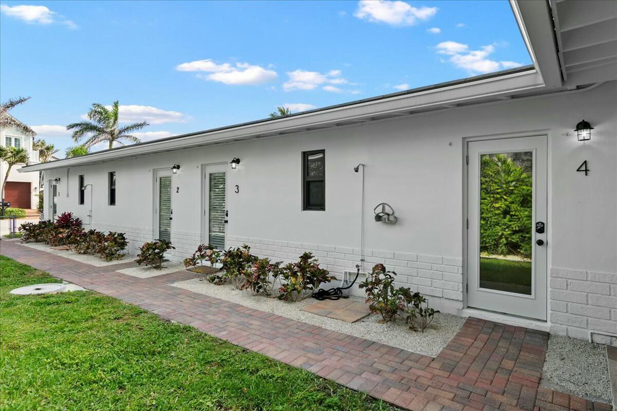   / 4 2208 sq. ft. $ 2026-02-05 0 foto