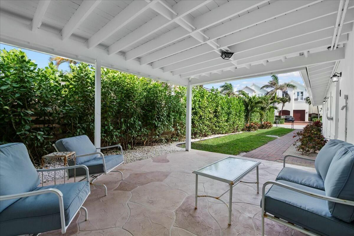   / 4 2208 sq. ft. $ 2026-02-05 0 foto