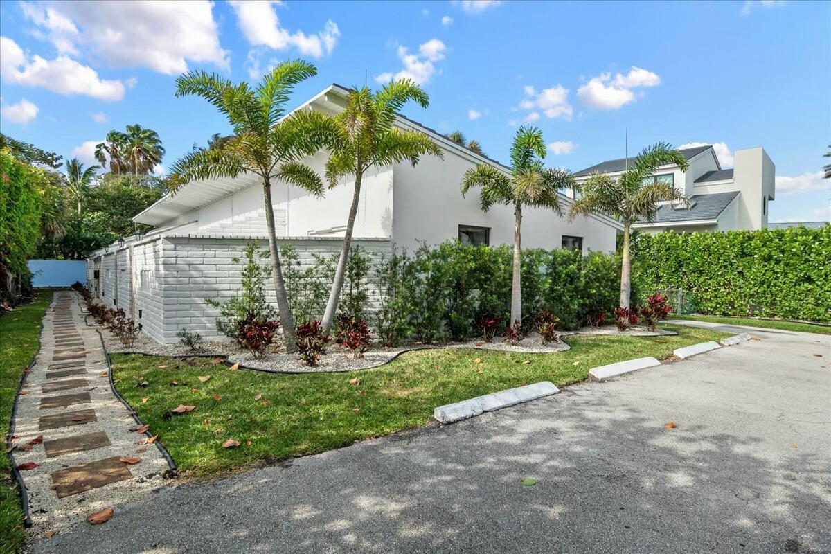   / 4 2208 sq. ft. $ 2026-02-05 0 foto