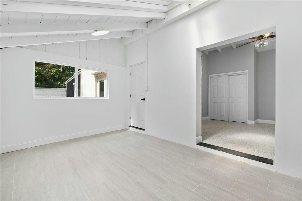   / 4 2208 sq. ft. $ 2026-02-05 0 foto