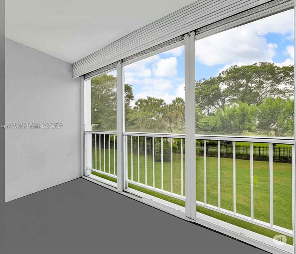 See details 204 1 / 2 672 sq. ft. $ 2025-07-30 0 Photo