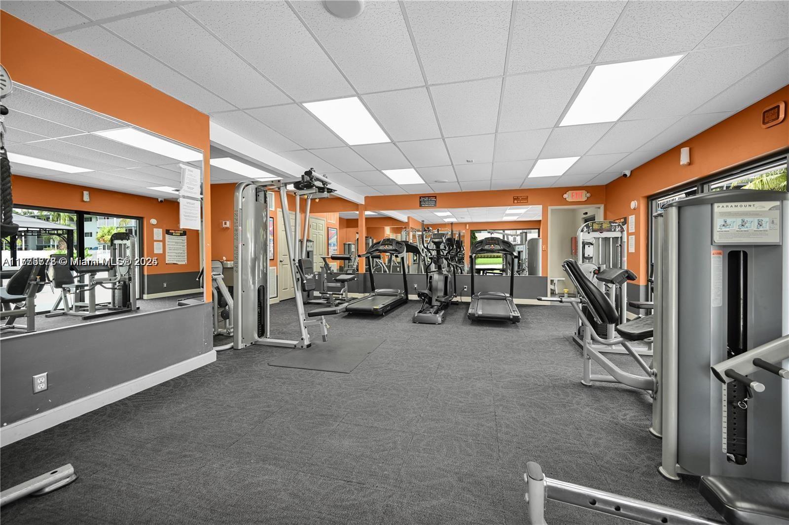 See details 204 1 / 2 672 sq. ft. $ 2025-07-30 0 Photo