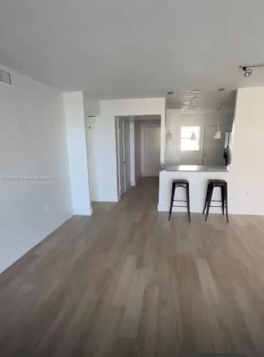 See details 510-1 2 / 2 sq. ft. $ 2025-06-16 0 Photo