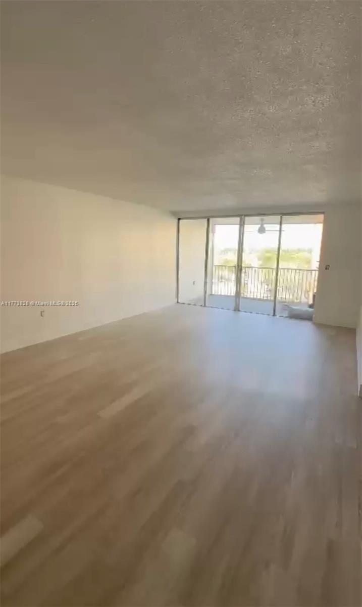 See details 510-1 2 / 2 sq. ft. $ 2025-06-16 0 Photo