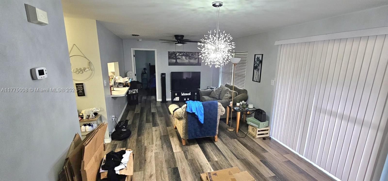 Ver detalles 1649 3 / 2 1139 sq. ft. $ 2026-01-22 0 foto
