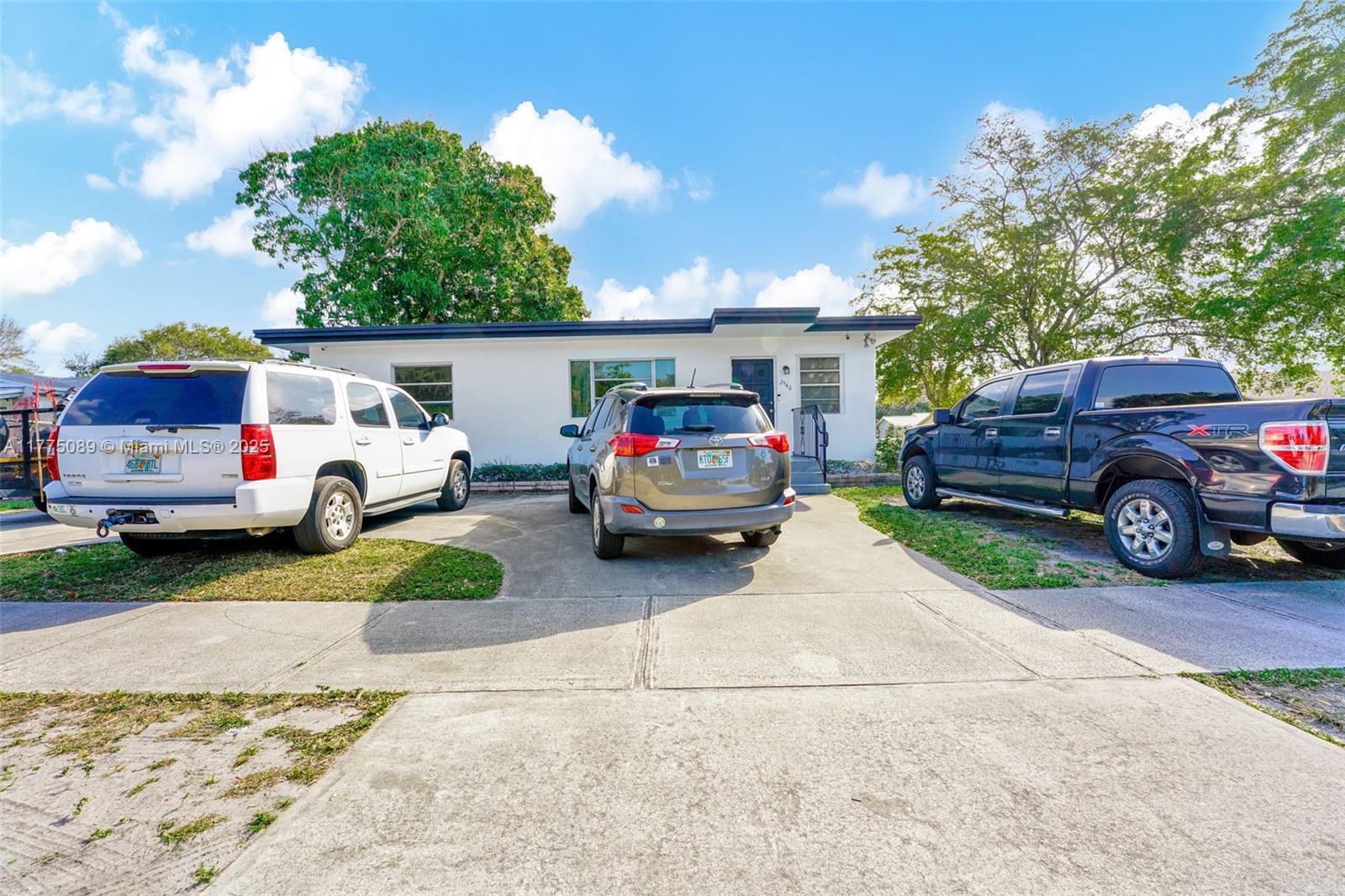   /  2063 sq. ft. $ 2025-04-01 0 Photo