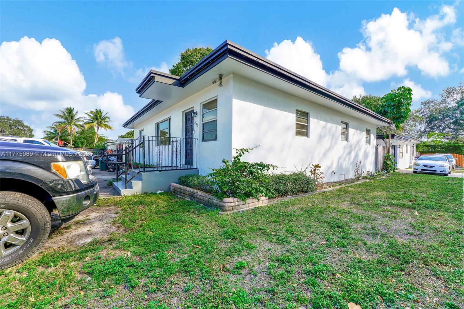   /  2063 sq. ft. $ 2025-04-01 0 Photo