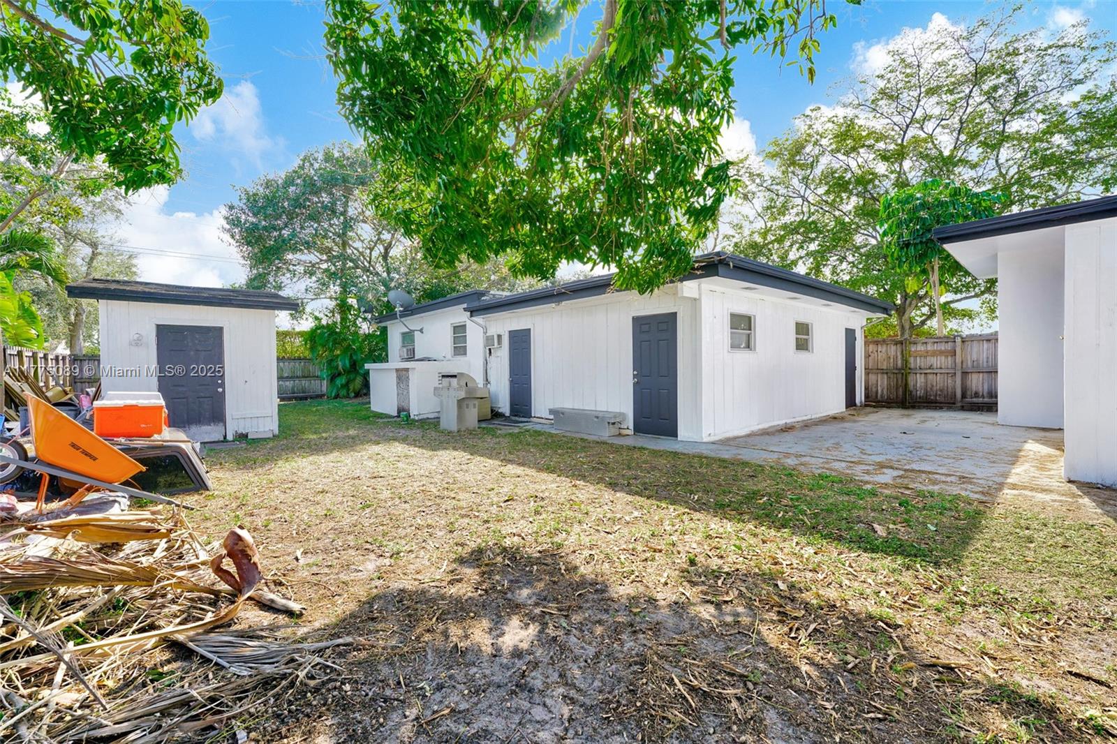   /  2063 sq. ft. $ 2025-04-01 0 Photo