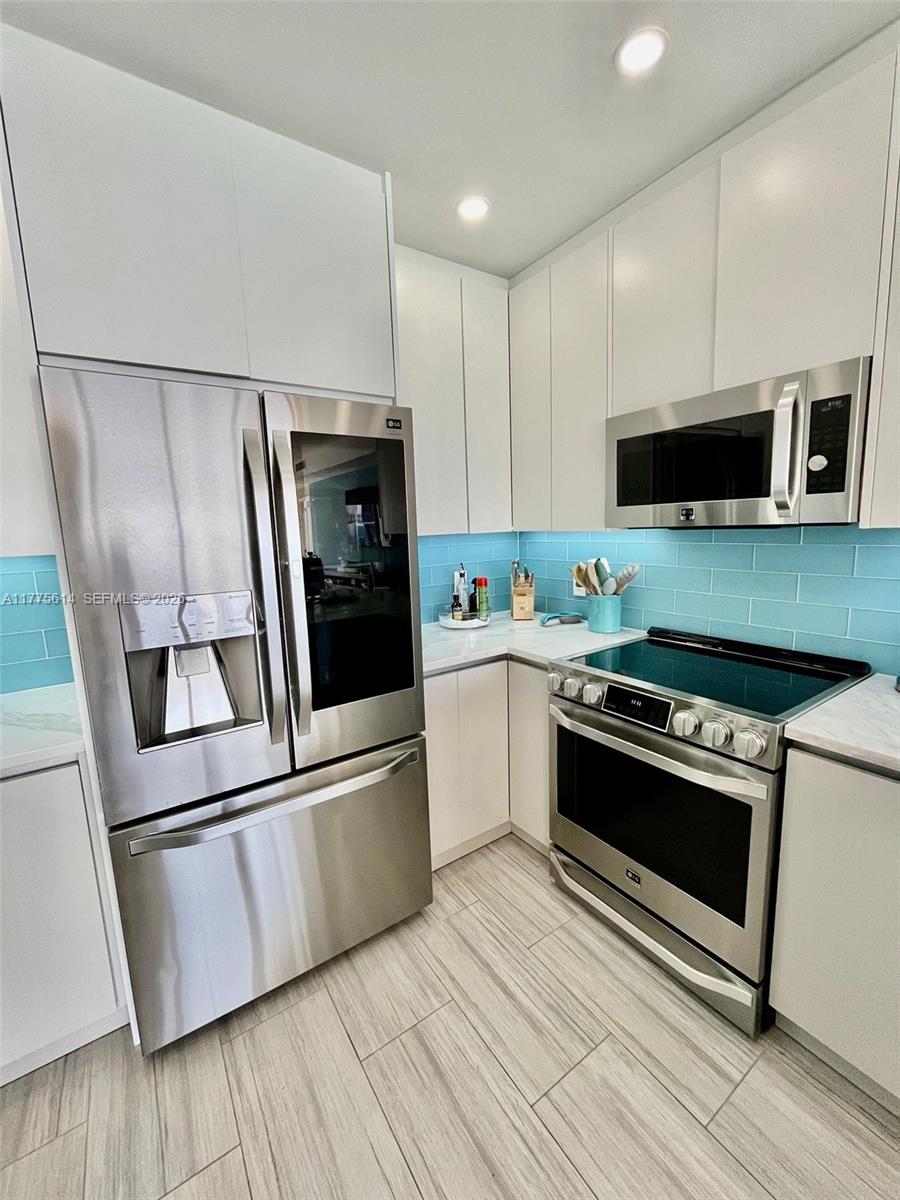 Photo of 3505 Ocean Dr  #1421, Hollywood, Florida, 33019 - 