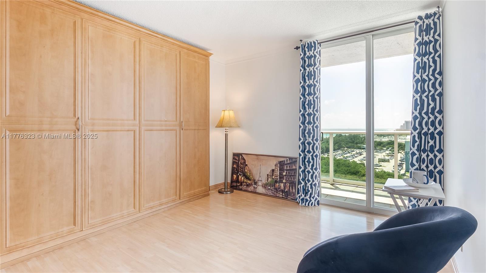 Ver detalles 1425 2 / 2 1357 sq. ft. $ 2025-04-03 0 foto