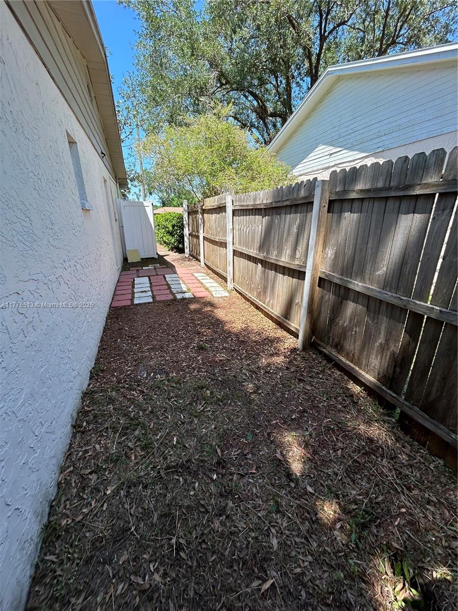 Ver detalles 1912 3 / 2 1562 sq. ft. $ 2025-09-25 0 foto