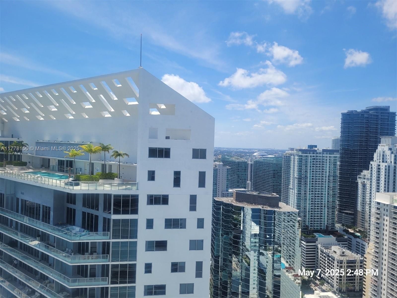 See details 2702 2 / 2 1529 sq. ft. $ 2025-06-26 0 Photo