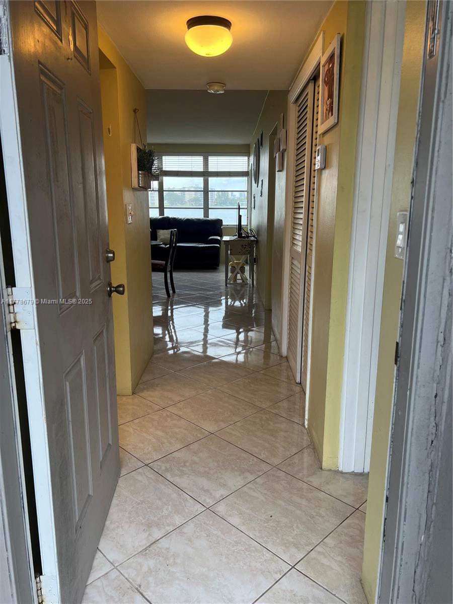 516 1 / 2 793 sq. ft. $ 2026-05-18 0 Photo