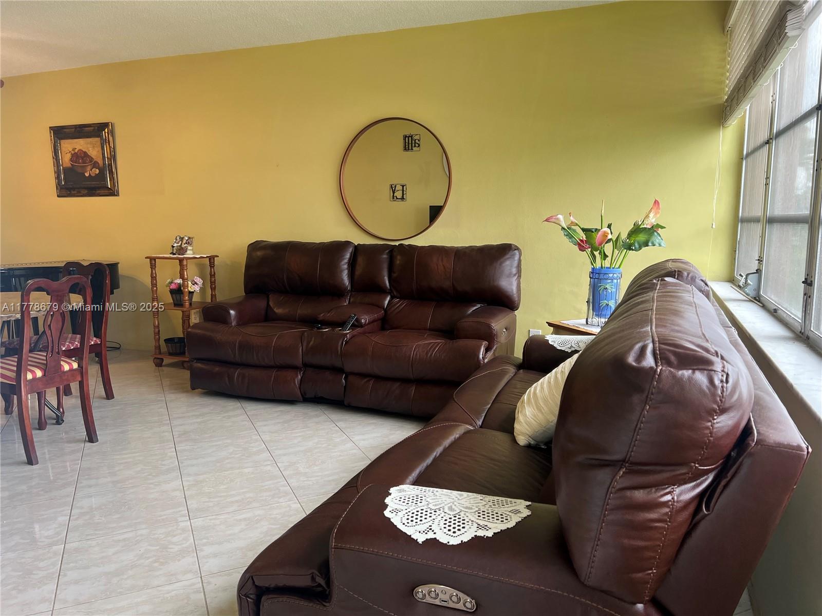 516 1 / 2 793 sq. ft. $ 2026-05-18 0 Photo